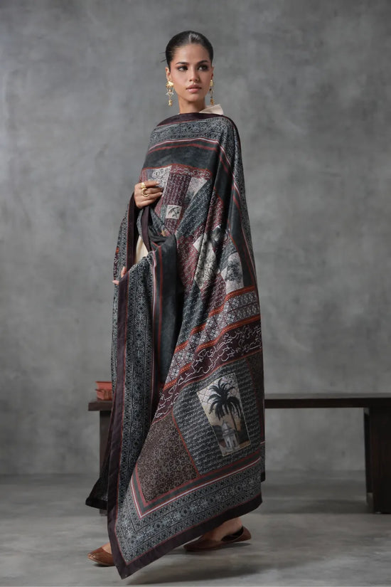 Guzarish Velvet Shawl